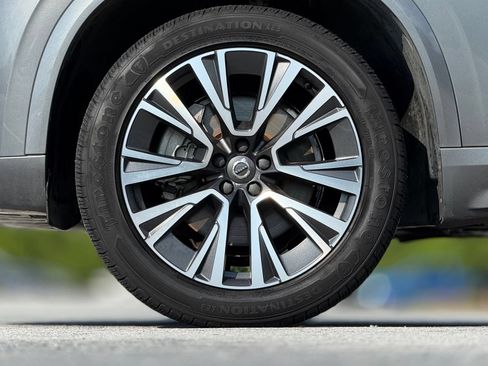 Used 2020 Volvo XC90 T5 Momentum w/ Protection Package FWD image 18