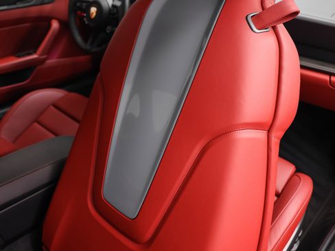 Used 2024 Porsche 911 Carrera GTS image 34