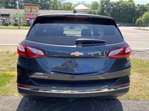 Used 2018 Chevrolet Equinox LT AWD/4WD image 3