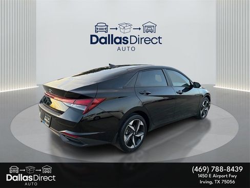 Used 2023 Hyundai Elantra SEL w/ Convenience Package image 6