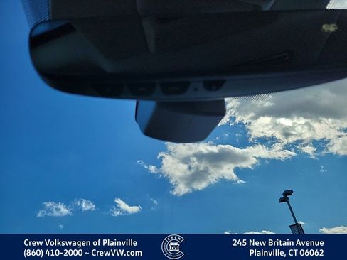 New 2026 Volkswagen Tiguan SE image 37