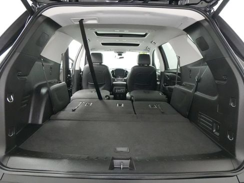 Used 2019 Chevrolet Traverse LT w/ LT Premium Package AWD/4WD image 29