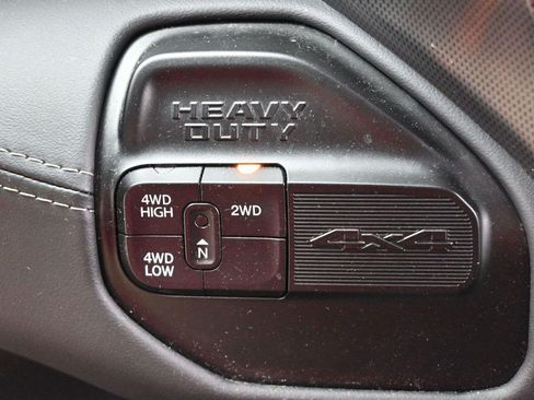 Used 2022 RAM 3500 Limited AWD/4WD image 25