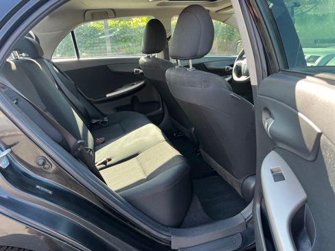 Used 2011 Toyota Corolla S FWD image 16