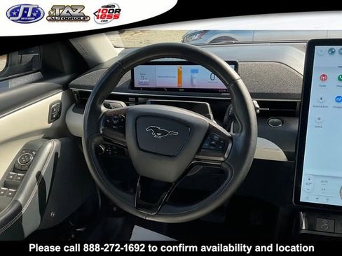 Used 2021 Ford Mustang Mach-E Premium image 16