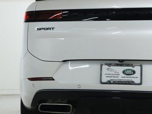 Used 2025 Land Rover Range Rover Sport Dynamic SE image 44