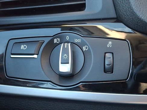 Used 2017 BMW X3 xDrive28i image 28