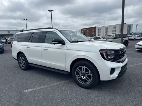 Certified 2025 Ford Expedition Max Active RWD image 1