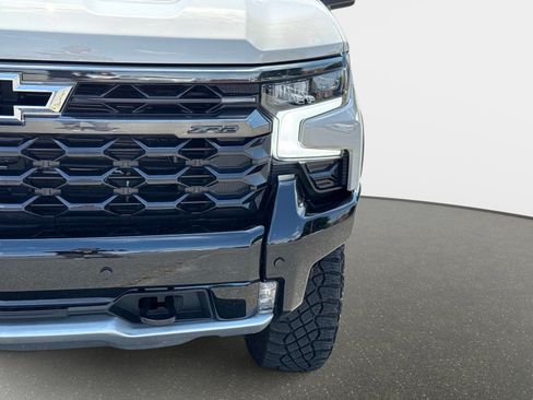 Used 2026 Chevrolet Silverado 1500 ZR2 w/ Dark Appearance Package AWD/4WD image 11