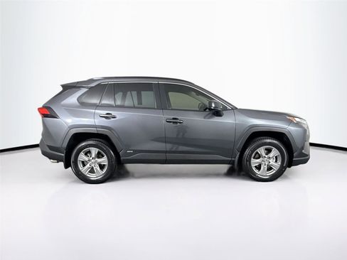 Certified 2025 Toyota RAV4 LE AWD/4WD image 10