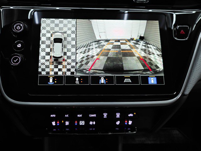 Used 2023 Chevrolet Bolt EUV Premier FWD image 27