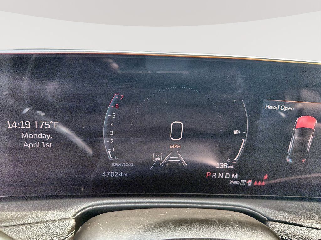 Used 2025 Cadillac XT4 Premium Luxury AWD/4WD image 10