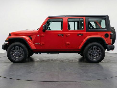 Used 2025 Jeep Wrangler Sport S image 5