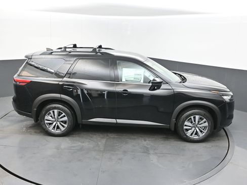 New 2026 Nissan Pathfinder SL FWD image 39