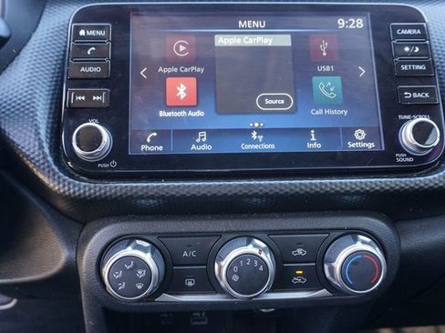 Used 2023 Nissan Kicks SV image 18