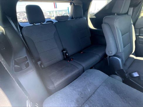 Used 2024 Chevrolet Traverse LT AWD/4WD image 24