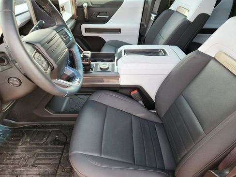 New 2024 GMC Hummer EV 2X w/ Extreme Off-Road Package AWD/4WD image 8