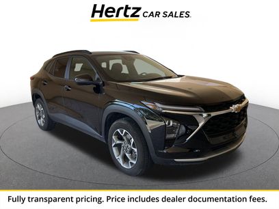 Used 2025 Chevrolet Trax LT