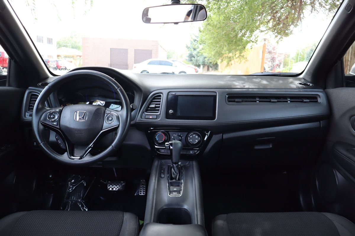 Used 2019 Honda HR-V Sport image 16