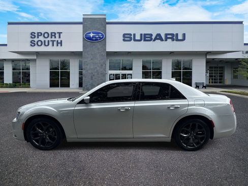 Used 2023 Chrysler 300 S RWD image 6