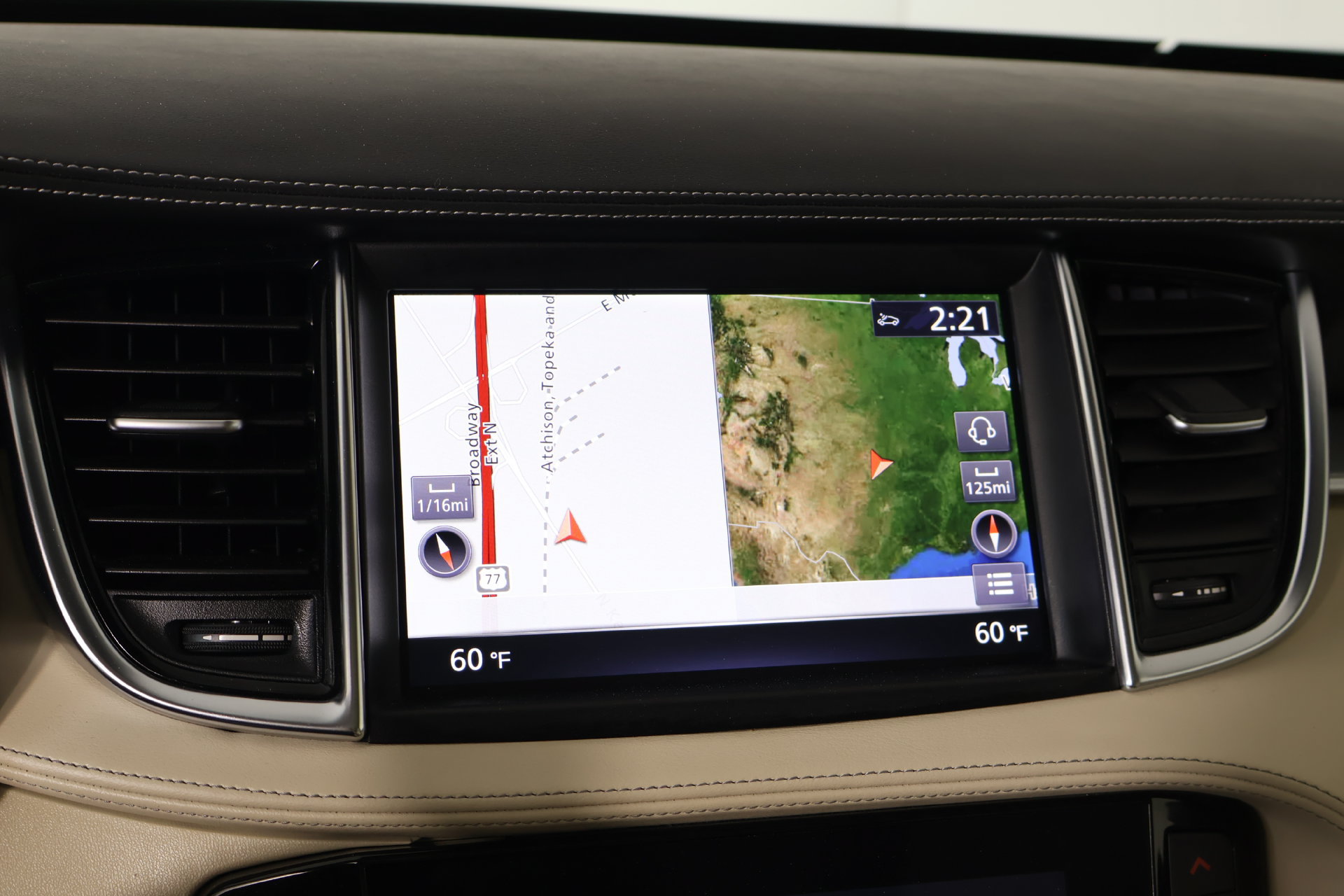 Certified 2022 INFINITI QX50 Sensory AWD/4WD image 6