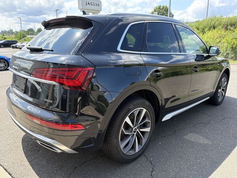 Used 2023 Audi Q5 2.0T Premium w/ Convenience Package AWD/4WD image 4