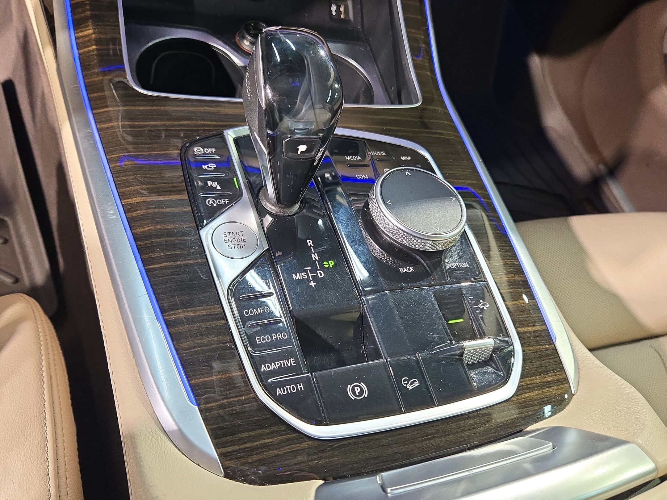 Used 2019 BMW X7 xDrive40i w/ Premium Package AWD/4WD image 34