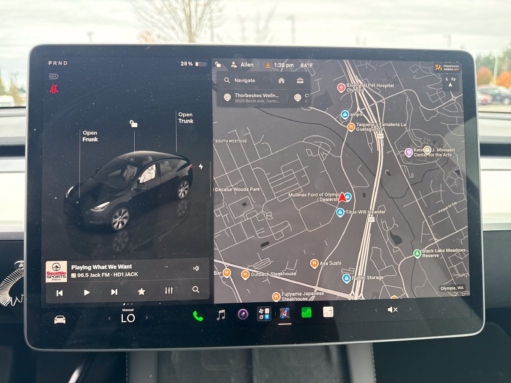 Used 2023 Tesla Model Y Long Range AWD/4WD image 23