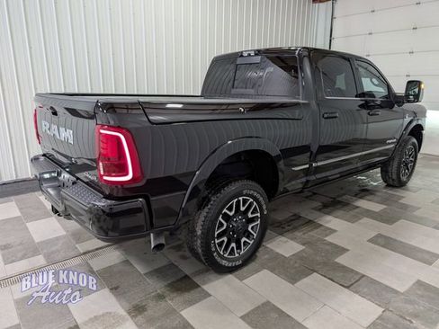 Used 2025 RAM 2500 Limited AWD/4WD image 5