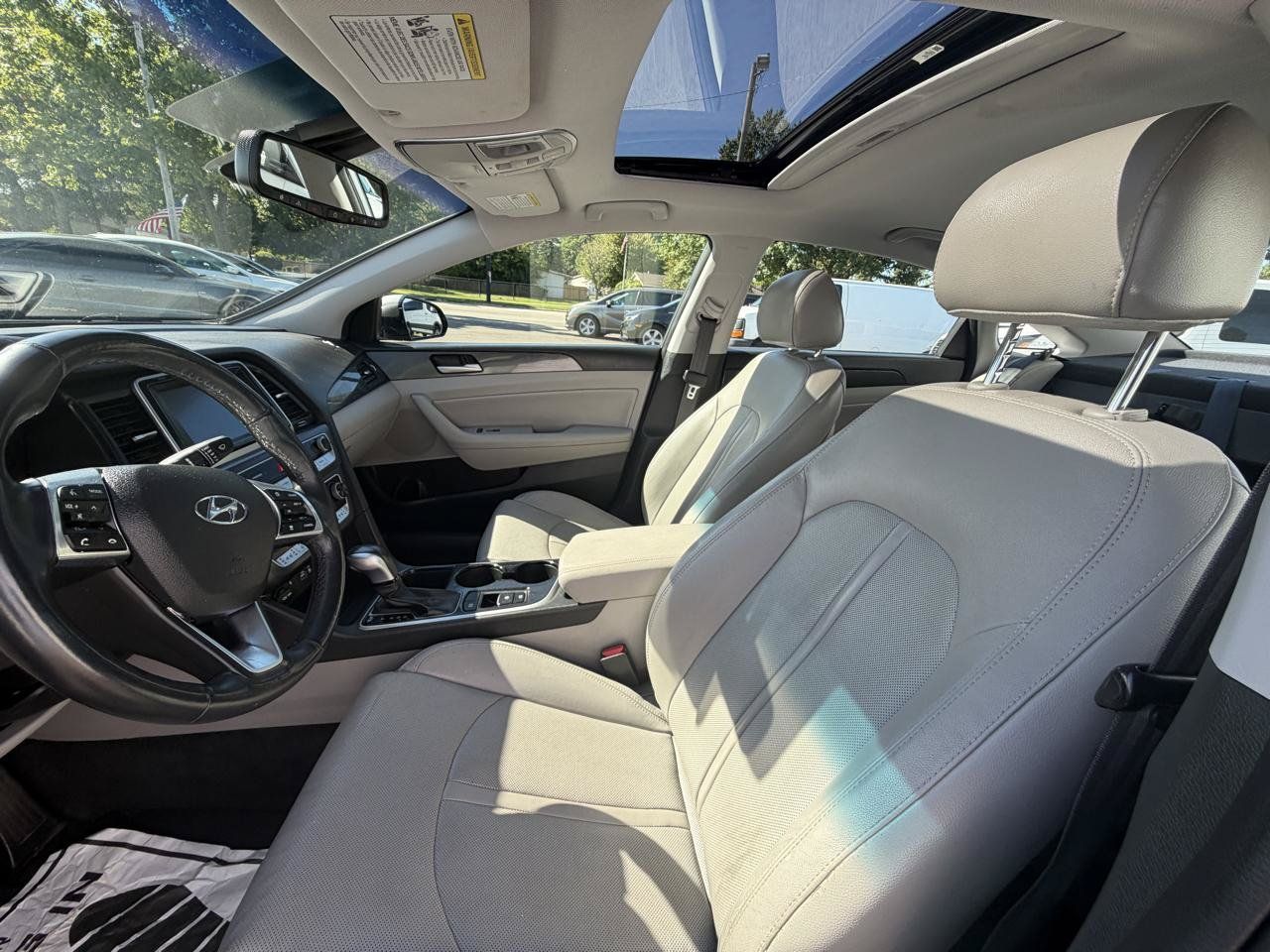 Used 2018 Hyundai Sonata Limited FWD image 19