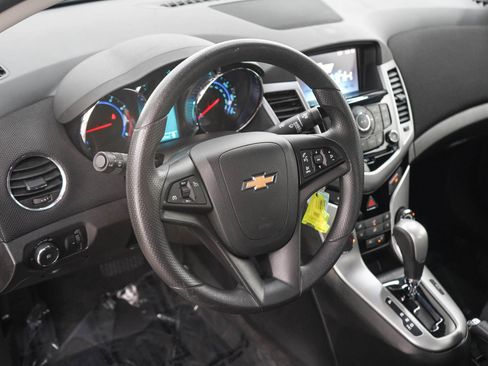 Used 2015 Chevrolet Cruze LT FWD image 19