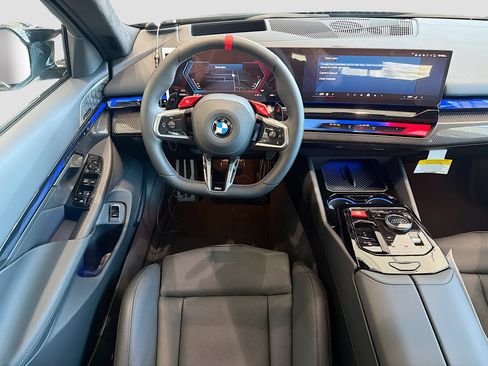 New 2026 BMW M5 Touring image 14