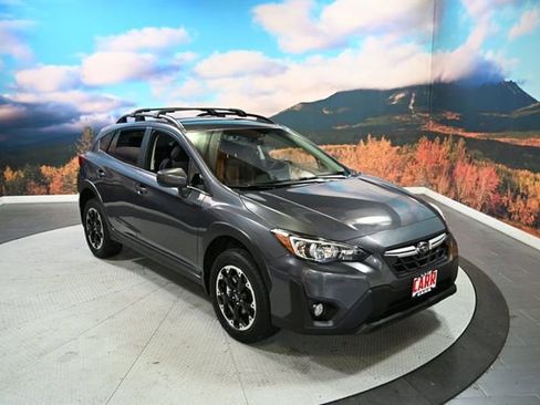 Used 2023 Subaru Crosstrek 2.0i Premium image 1