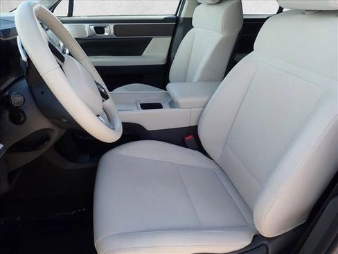 Used 2025 Hyundai Santa Fe SE image 12