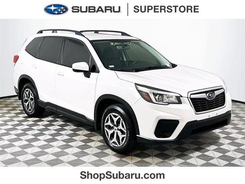 Used 2019 Subaru Forester Premium image 1