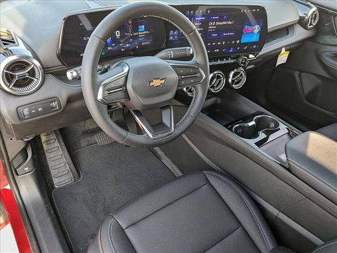 New 2025 Chevrolet Blazer EV LT image 3
