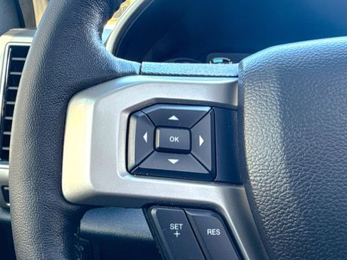 Used 2019 Ford F150 Lariat w/ Equipment Group 502A Luxury image 48