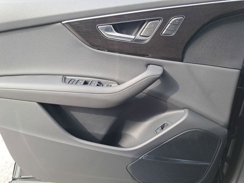 New 2026 Audi Q8 Premium Plus image 28