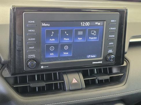 Used 2022 Toyota RAV4 XLE w/ Convenience Package FWD image 16