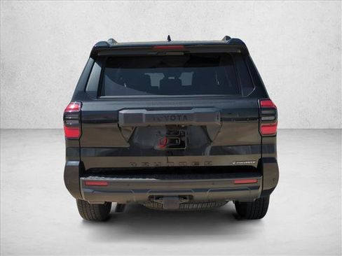 Used 2025 Toyota 4Runner TRD Off-Road AWD/4WD image 6