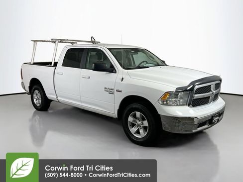 Used 2020 RAM 1500 Classic SLT AWD/4WD image 1