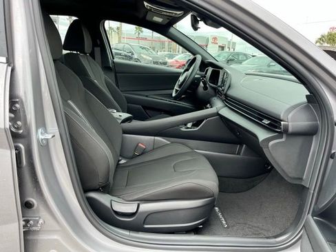New 2026 Hyundai Elantra SEL Sport Premium FWD image 22