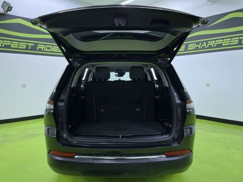 Used 2023 Jeep Grand Cherokee L Limited image 9