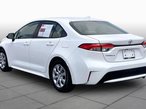 Used 2021 Toyota Corolla LE FWD image 12