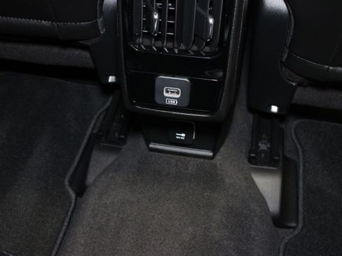 Used 2024 Jeep Compass Latitude AWD/4WD image 15