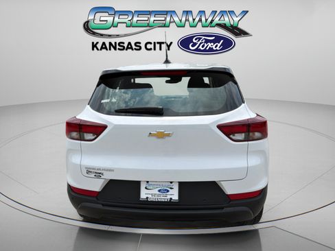 Used 2022 Chevrolet TrailBlazer LS FWD image 7