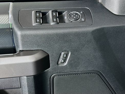 Used 2019 Ford F150 XLT w/ Equipment Group 302A Luxury image 15