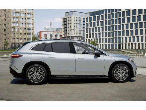 New 2026 Mercedes-Benz EQS 400 4MATIC SUV image 15