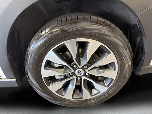 Used 2023 Subaru Outback Limited image 41