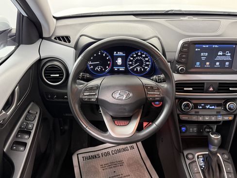 Used 2021 Hyundai Kona Limited w/ Cargo Package image 11